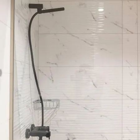 Rosa's Luxury コス・タウン