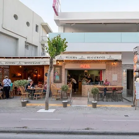 Rosa's Luxury העיירה קוס